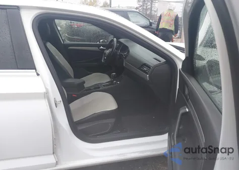 2019 Volkswagen Jetta 1.4T R-Line/1.4T S/1.4T Se из США, поврежденный, VIN 3VWC57BU6KM090937